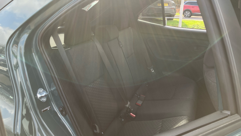 Toyota Yaris Cross 1.5 Hybrid Design 5dr CVT Hybrid Estate